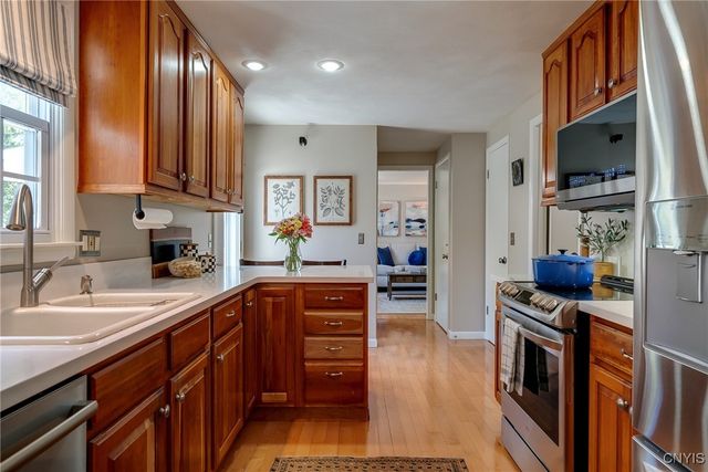 8228 Exeter Drive, Lysander, NY 13027