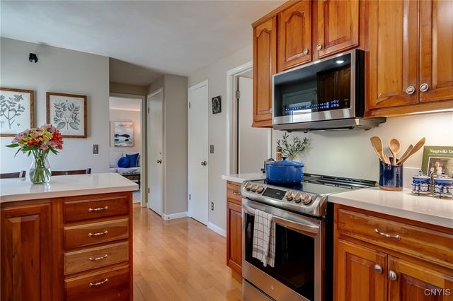 8228 Exeter Drive, Lysander, NY 13027