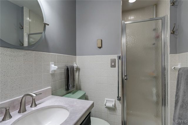 8228 Exeter Drive, Lysander, NY 13027