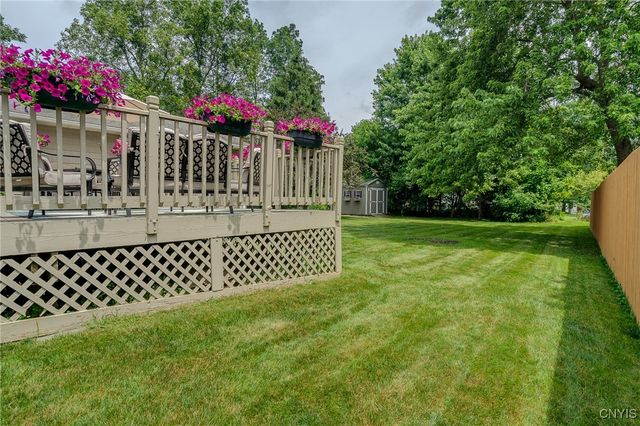 8228 Exeter Drive, Lysander, NY 13027