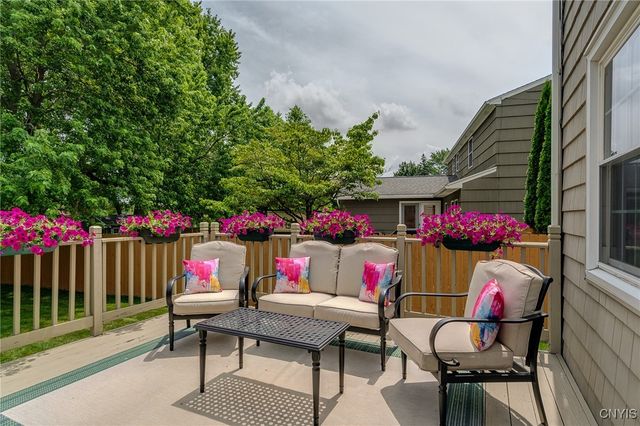 8228 Exeter Drive, Lysander, NY 13027