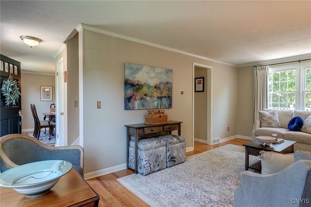 8228 Exeter Drive, Lysander, NY 13027