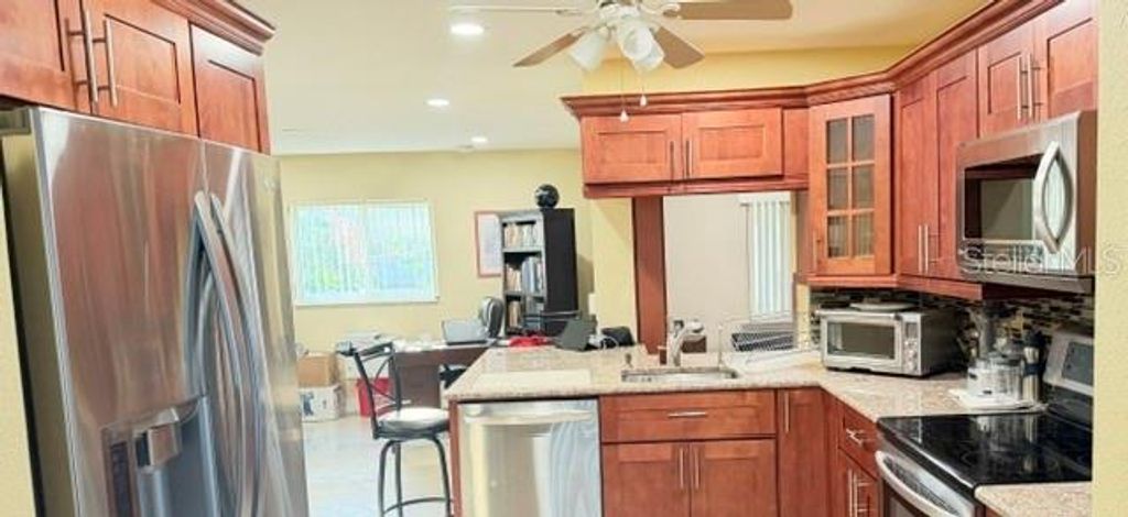 Image 11 of property listing at 240 NW 78TH TERRACE, Margate, FL 33063