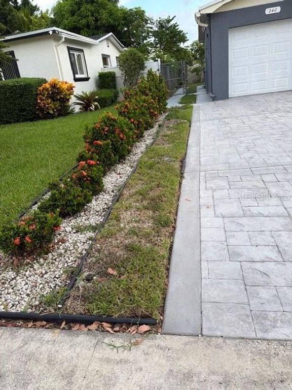 Image 5 of property listing at 240 NW 78TH TERRACE, Margate, FL 33063