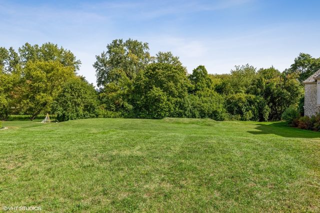 1969 ROYAL BIRKDALE Drive, Vernon Hills, IL 60061