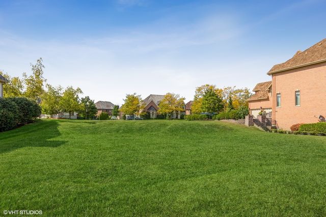 1969 ROYAL BIRKDALE Drive, Vernon Hills, IL 60061