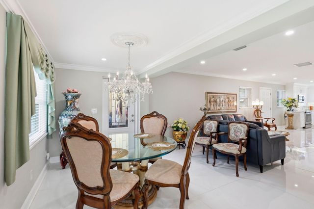 218 Cardinal Lane, Delray Beach, FL 33445