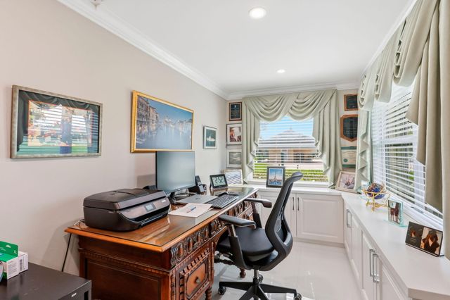 218 Cardinal Lane, Delray Beach, FL 33445