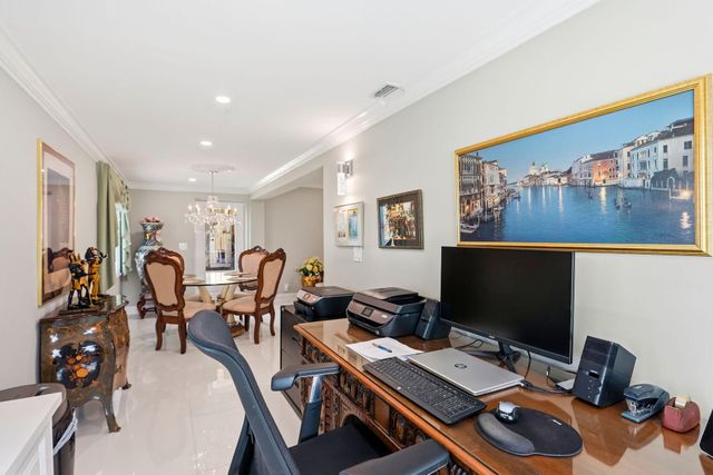 218 Cardinal Lane, Delray Beach, FL 33445