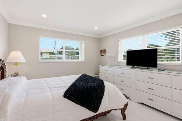 218 Cardinal Lane, Delray Beach, FL 33445