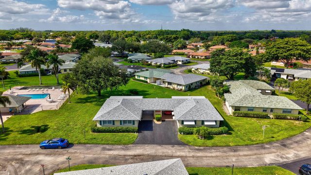 218 Cardinal Lane, Delray Beach, FL 33445