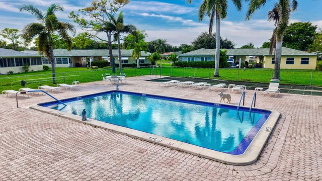 218 Cardinal Lane, Delray Beach, FL 33445