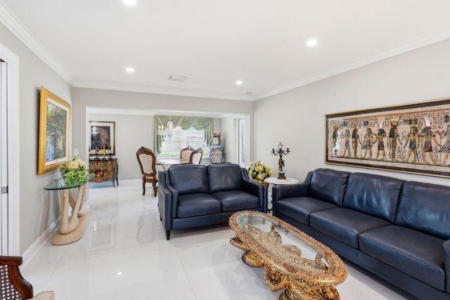 218 Cardinal Lane, Delray Beach, FL 33445