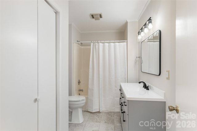 55 English Ivy Lane, Zirconia, NC 28790