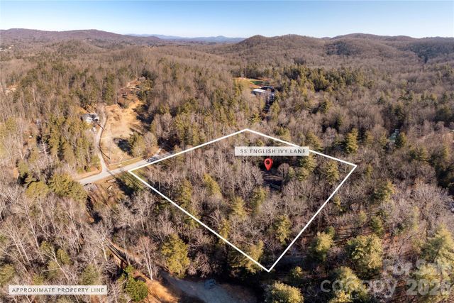 55 English Ivy Lane, Zirconia, NC 28790