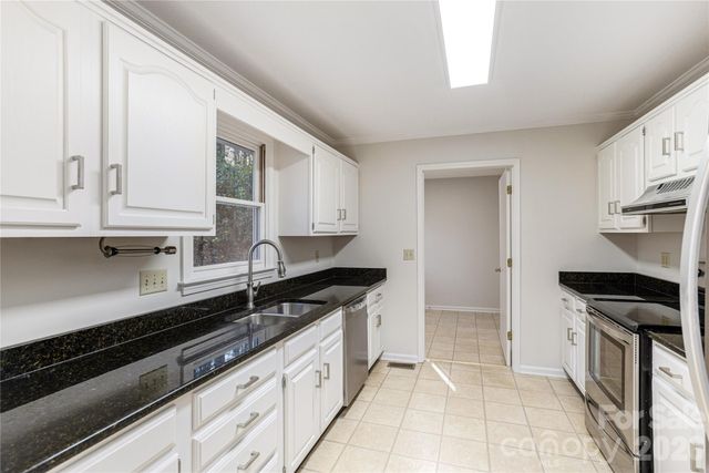 55 English Ivy Lane, Zirconia, NC 28790