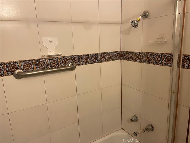 690 Ca-138, Crestline, CA 92325
