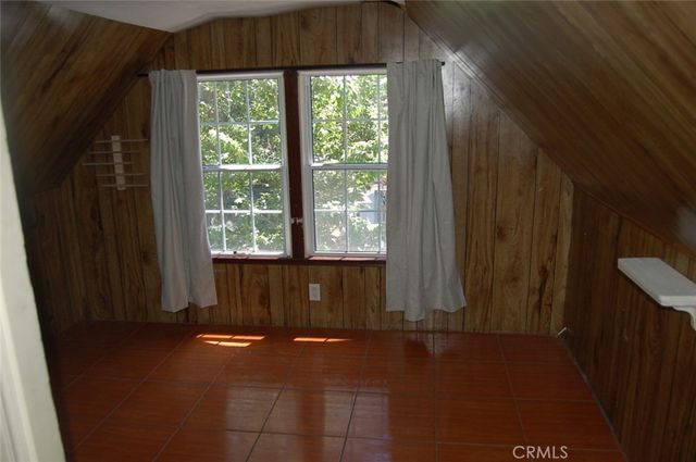 690 Ca-138, Crestline, CA 92325