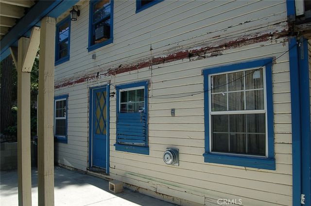 690 Ca-138, Crestline, CA 92325