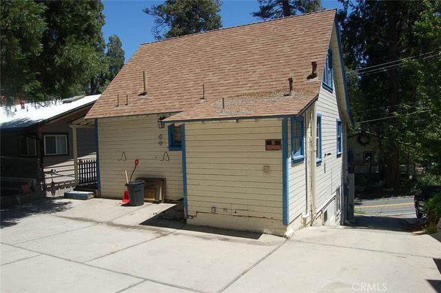 690 Ca-138, Crestline, CA 92325