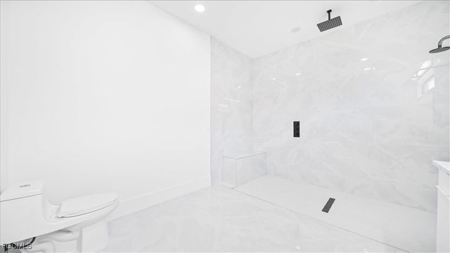 526 SE 4th ST, Cape Coral, FL 33990