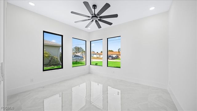 526 SE 4th ST, Cape Coral, FL 33990