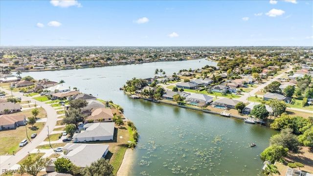 526 SE 4th ST, Cape Coral, FL 33990