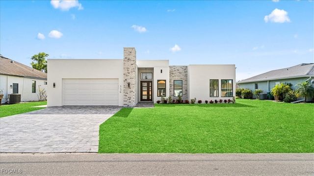 526 SE 4th ST, Cape Coral, FL 33990