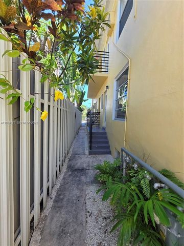 8024 Harding Avenue 1, Miami Beach, FL 33141