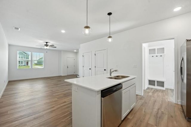 12404 S Acacia Drive, Lee's Summit, MO 64086