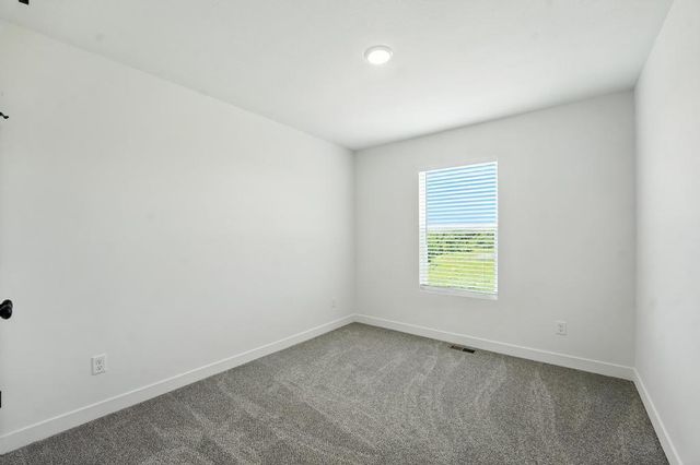 12404 S Acacia Drive, Lee's Summit, MO 64086