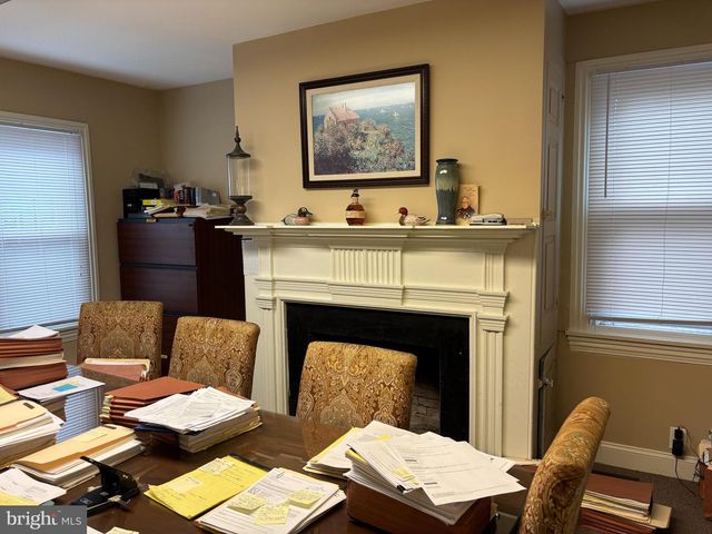 30 N BROAD ST, Woodbury, NJ 08096