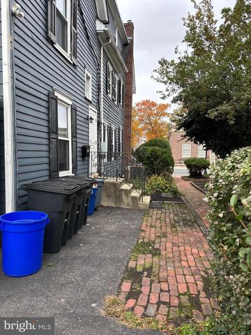 30 N BROAD ST, Woodbury, NJ 08096