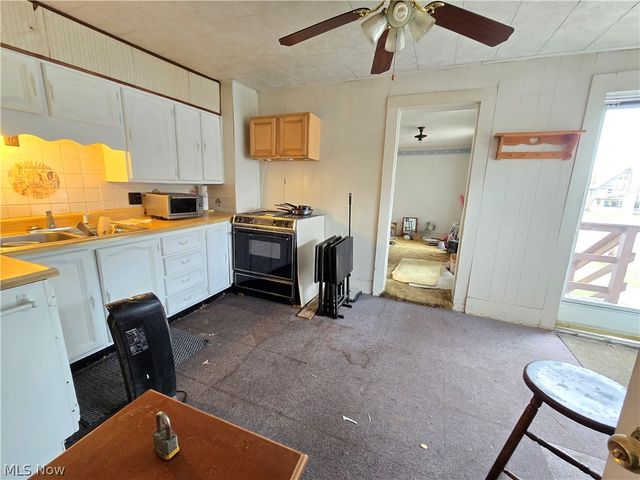 97 W Jefferson Street, Jefferson, OH 44047