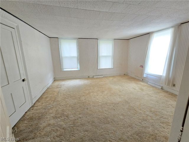 97 W Jefferson Street, Jefferson, OH 44047