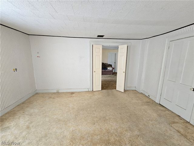 97 W Jefferson Street, Jefferson, OH 44047