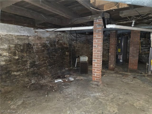 97 W Jefferson Street, Jefferson, OH 44047