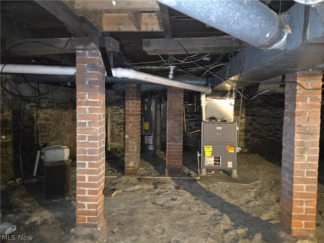 97 W Jefferson Street, Jefferson, OH 44047