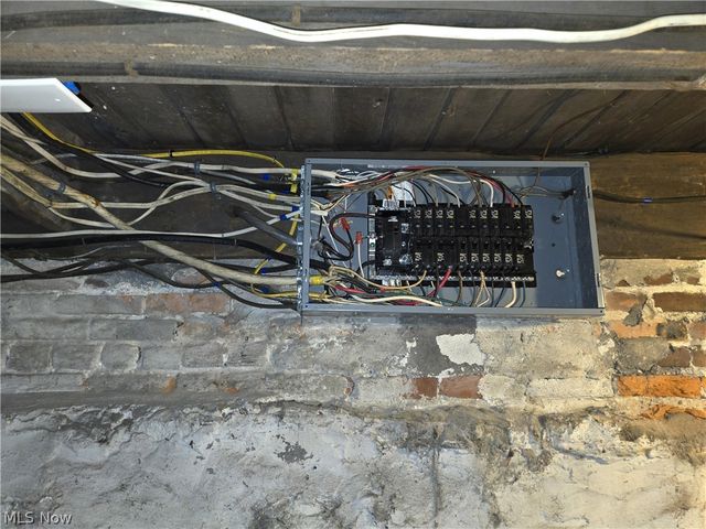 97 W Jefferson Street, Jefferson, OH 44047