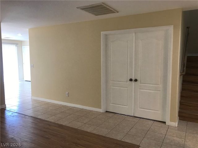 7417 Reynard Fox Place, Las Vegas, NV 89113