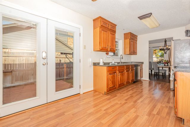 404 Nita Lane, Euless, TX 76040