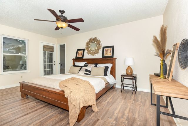 404 Nita Lane, Euless, TX 76040