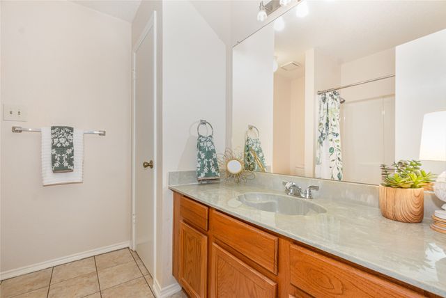 404 Nita Lane, Euless, TX 76040