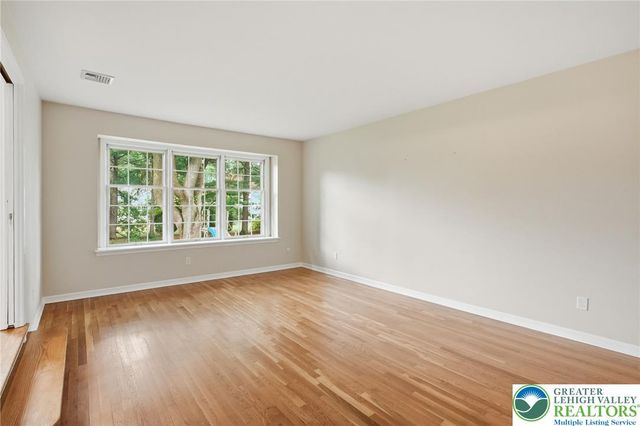 2844 Edgemont Drive, Salisbury Twp, PA 18103
