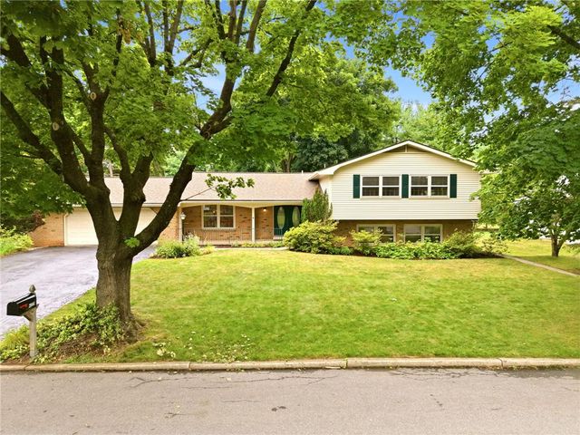2844 Edgemont Drive, Salisbury Twp, PA 18103
