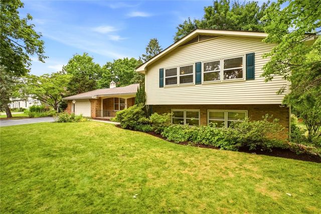 2844 Edgemont Drive, Salisbury Twp, PA 18103