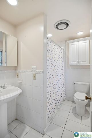 2844 Edgemont Drive, Salisbury Twp, PA 18103