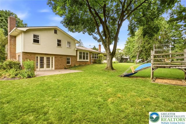 2844 Edgemont Drive, Salisbury Twp, PA 18103