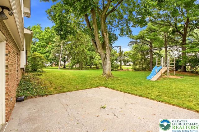 2844 Edgemont Drive, Salisbury Twp, PA 18103