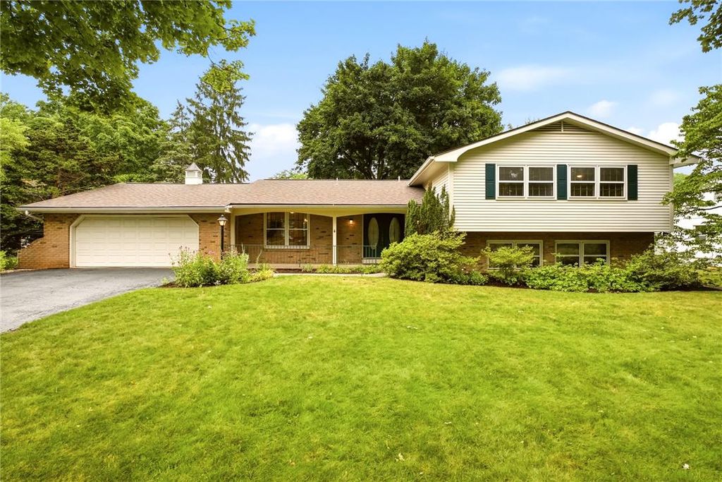 2844 Edgemont Drive, Salisbury Twp, PA 18103